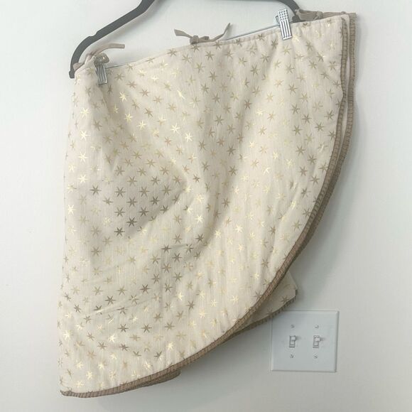 Wondershop Star Printed Tree Skirt - Picture 1 of 7